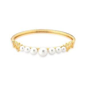 BRACELETE BANHADO A OURO COM SETE PÉROLAS E ZIRCÔNIAS