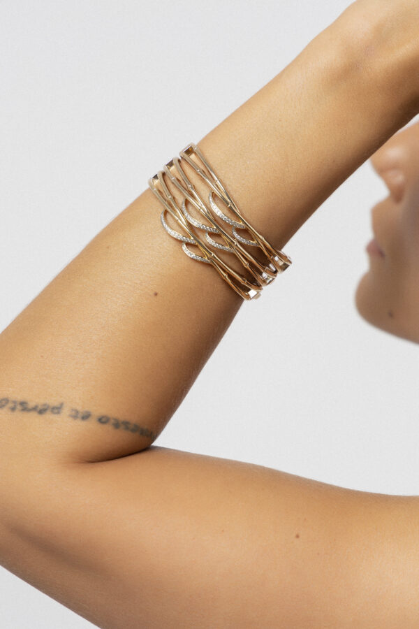 BRACELETE BAMBU BANHADO A OURO E ZIRCÔNIAS BRANCAS - Image 2