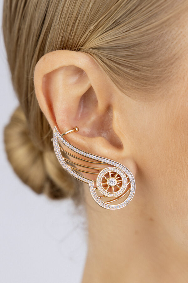 BRINCO EAR CUFF 2 EM 1 ASAS BANHADO A OURO COM ZIRCÔNIAS BRANCAS - Imagem 2